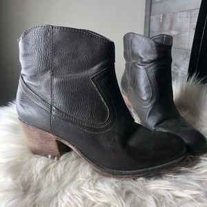 rocket dog western ankle boot